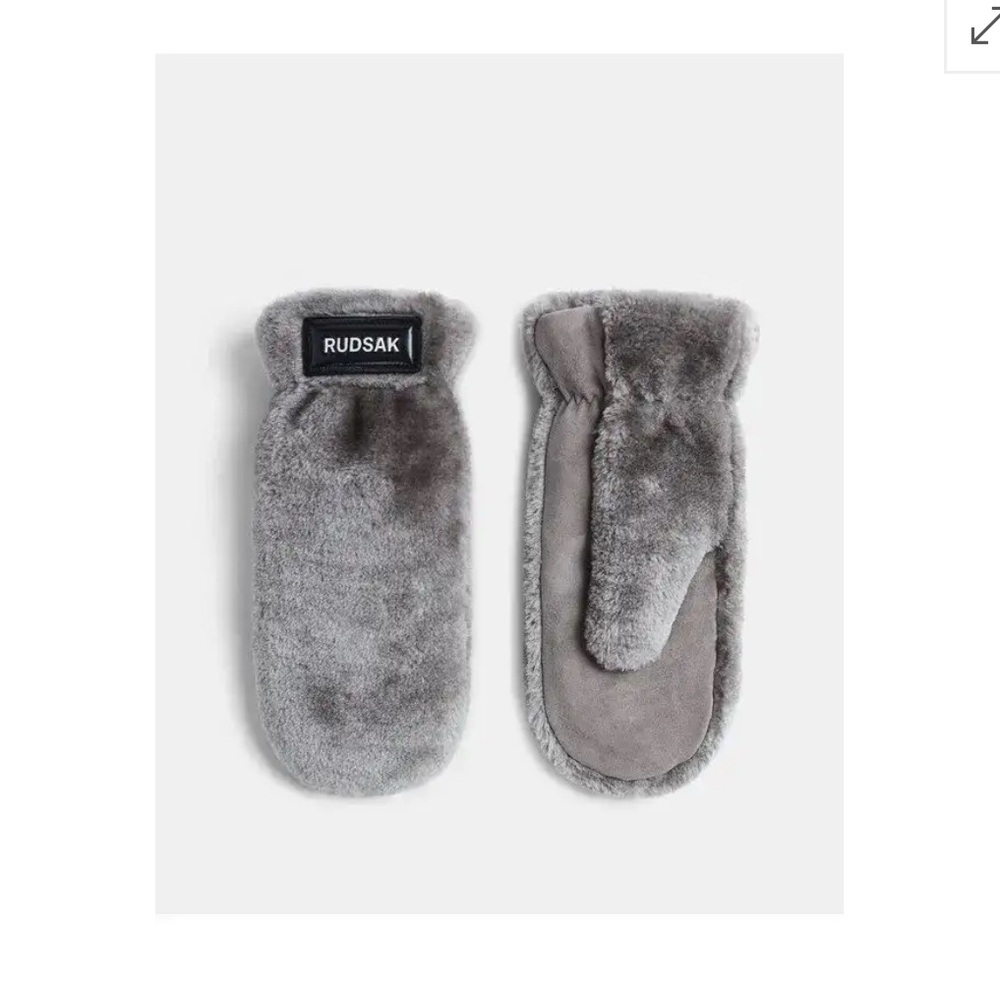 RUDSAK Women's Plush Gray Mittens